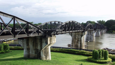 ponte sul fiume kwai thailandia le arcate del ponte sul fiume kwai in thailandia