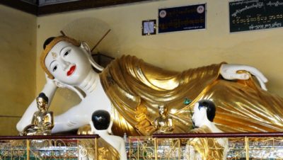 shwedagon paya yangon myanmar budda shwedagon paya yangon myanmar