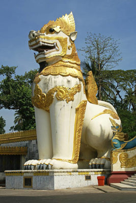 shwedagon paya yangon myanmar leoni ingresso shwedagon paya yangon myanmar