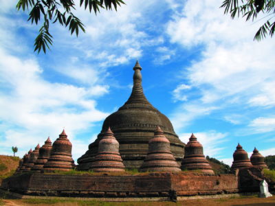 templi di mrauk u myanmar birmania palazzo reale templi di mrauk u myanmar birmania