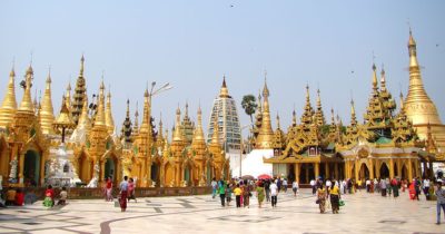 shwedagon paya yangon myanmar stupa shwedagon paya yangon myanmar