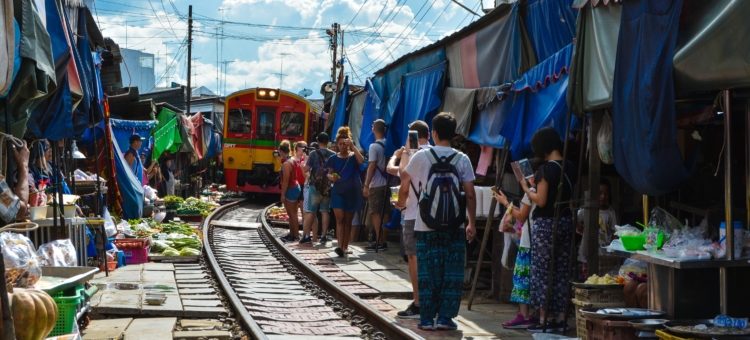 mercato della ferrovia
